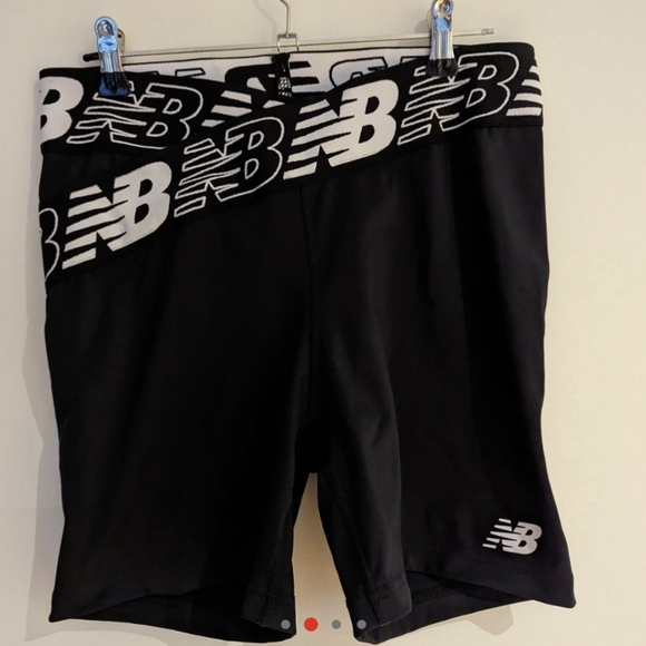 New Balance Shorts - Picture 2 of 3